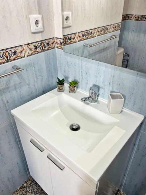 Apartment Centrico Y Junto Al Mar! *